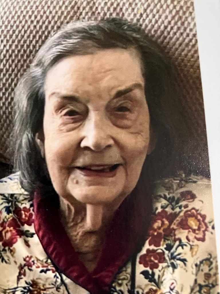 Estene Mozelle Shirley Profile Photo