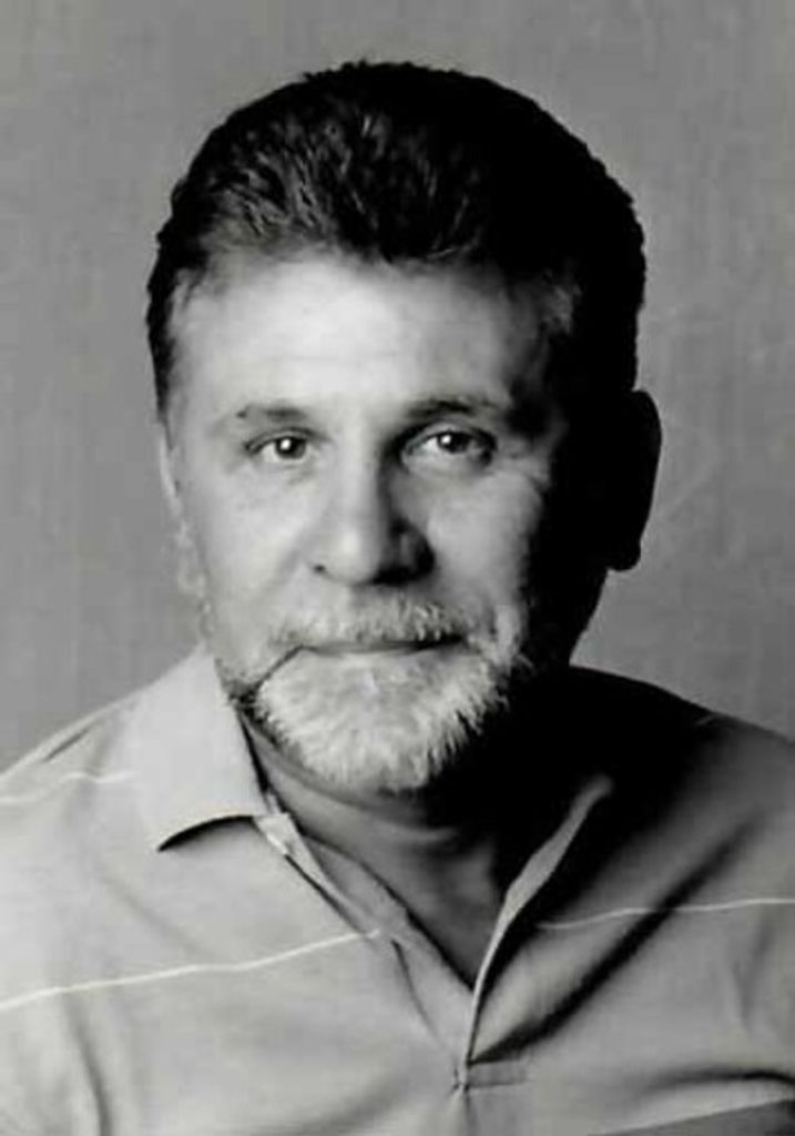 Robert Umberto Wiencko