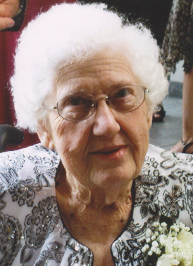 Evelyn Marie (Karkoska)  Kulhawick