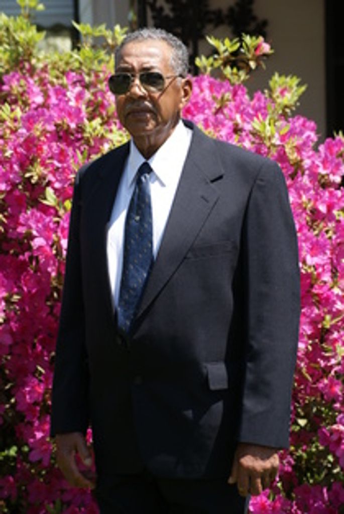 Charlie T Russell, Jr. Profile Photo