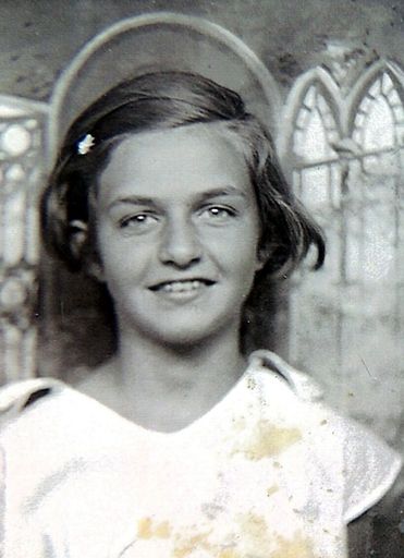 Lucille Gossage photo gallery thumbnail 5 of 116