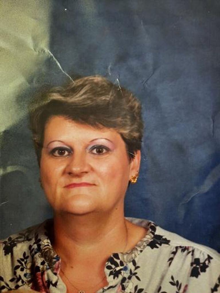 Mary Ellen Castle Profile Photo