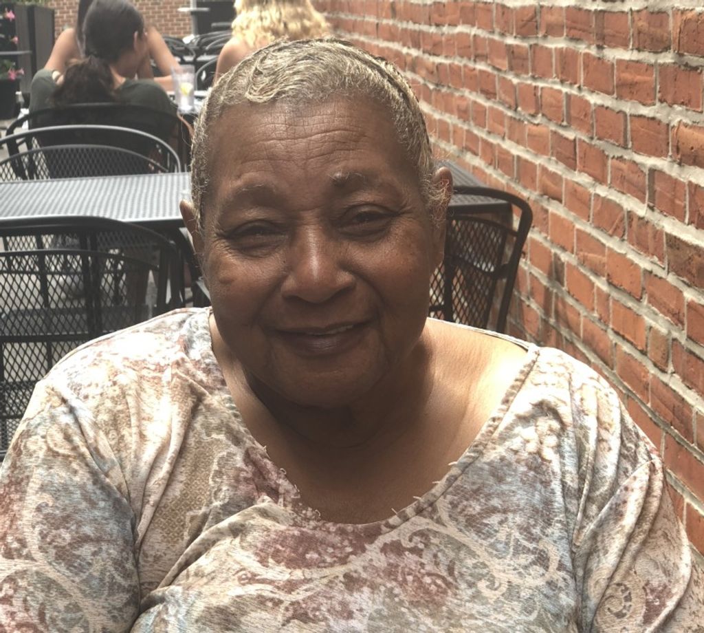 Pastor Vivian Robinson Profile Photo