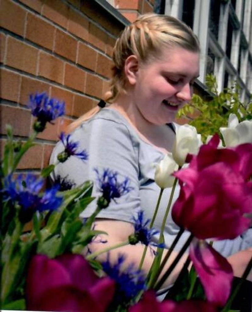 Rebeka Merry Lynn Grau Profile Photo