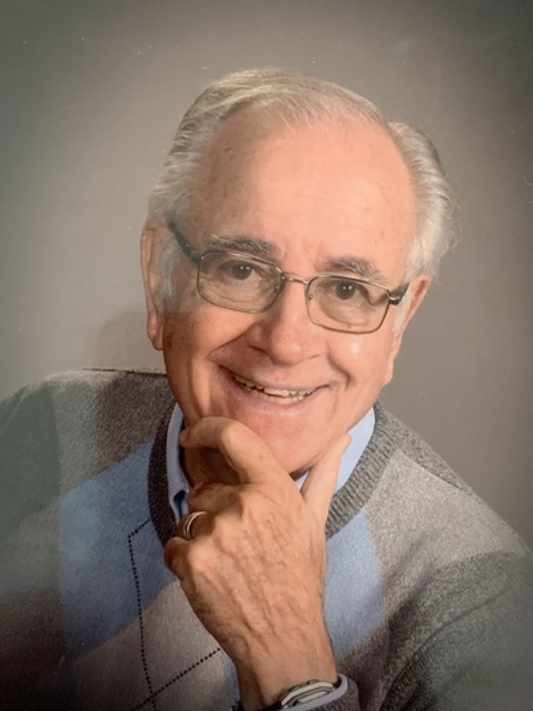 Bruce Summers Profile Photo