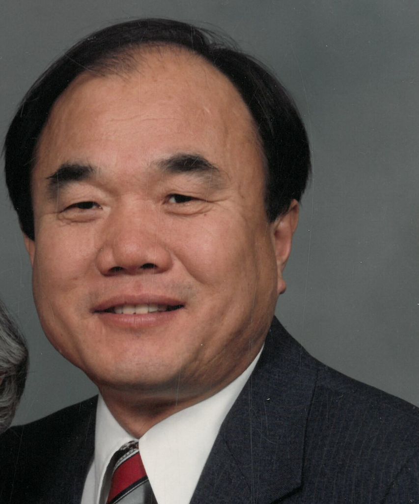 Myung Hak Kim Profile Photo