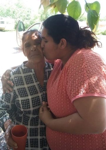 Maria Deleon Ambriz photo gallery thumbnail 144 of 187