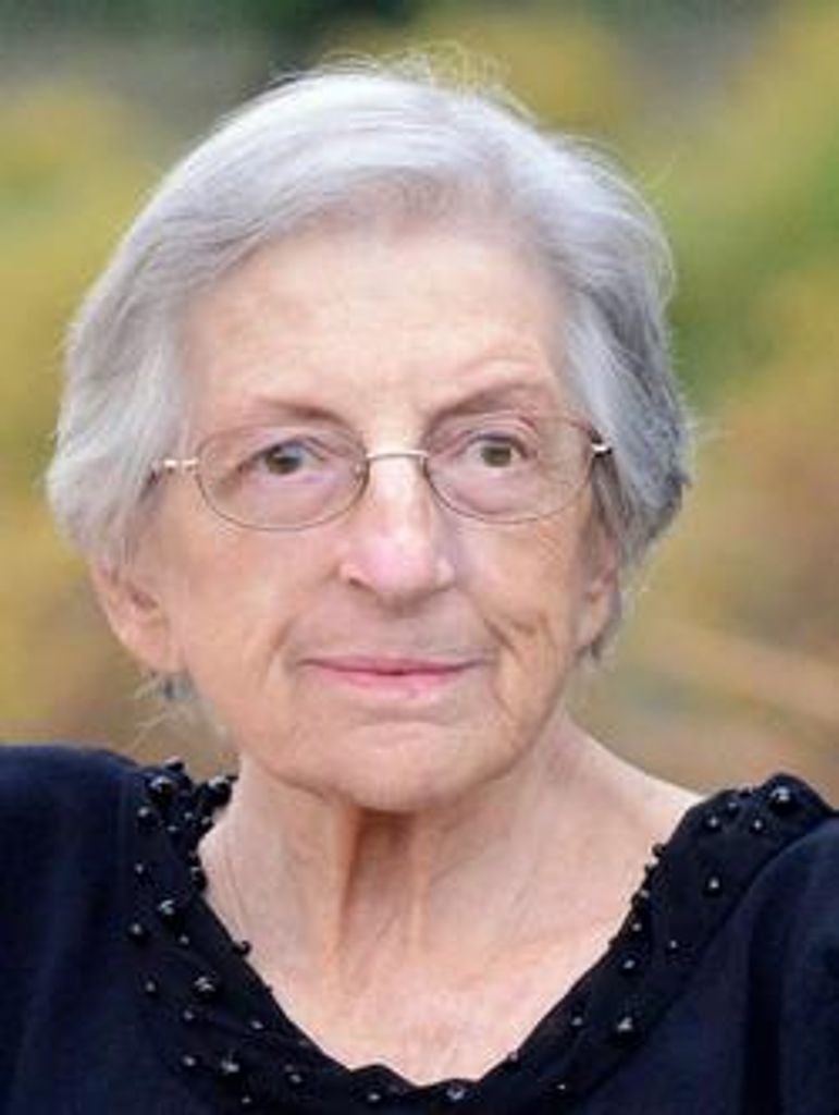 Elsie R. Labrador