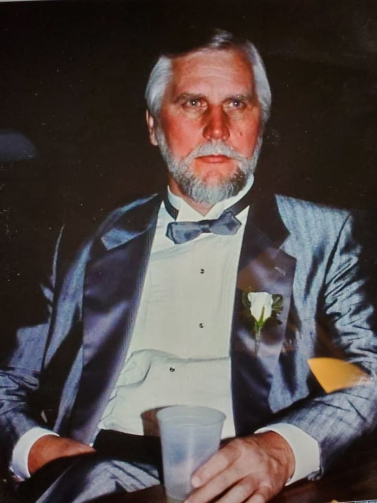 Robert "Bob" L. Vandermeer Profile Photo