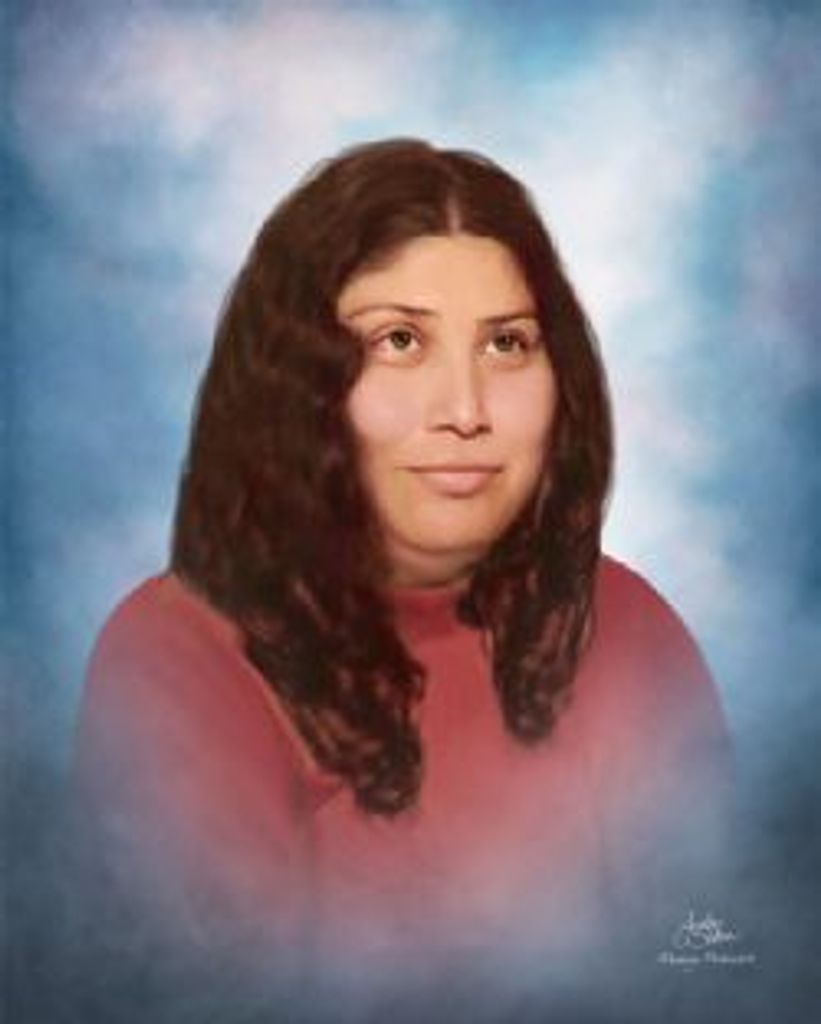 Gloria Cavazos