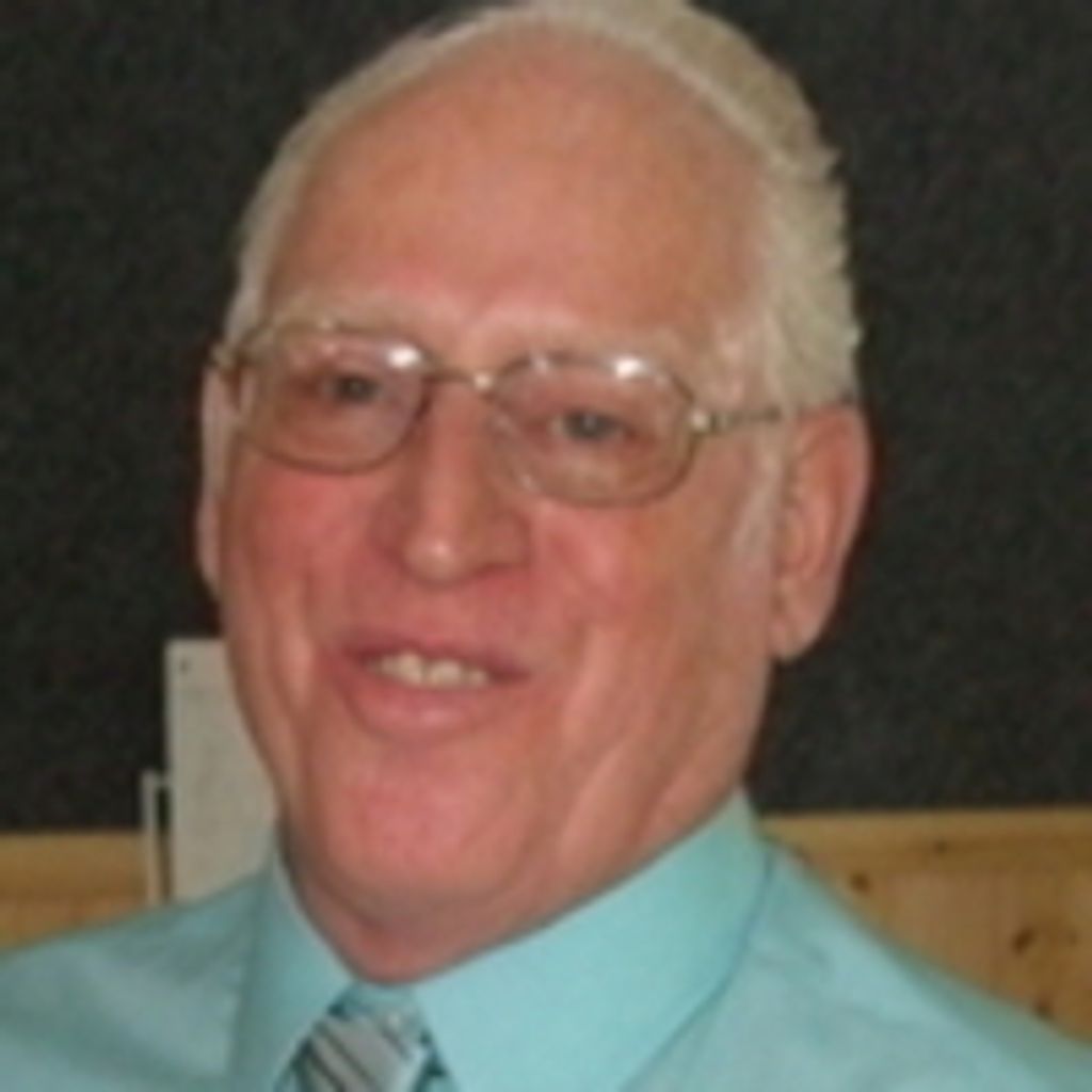 Alton E "Red" Barcomb