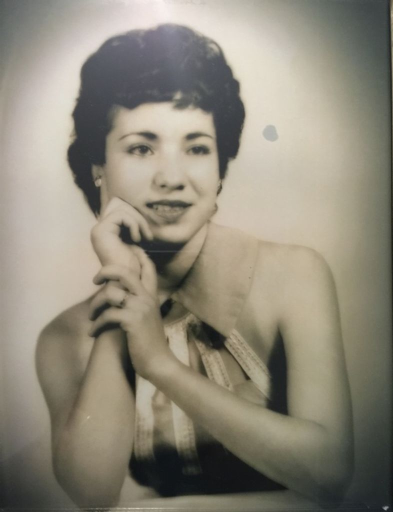 Esmeralda Perkowski