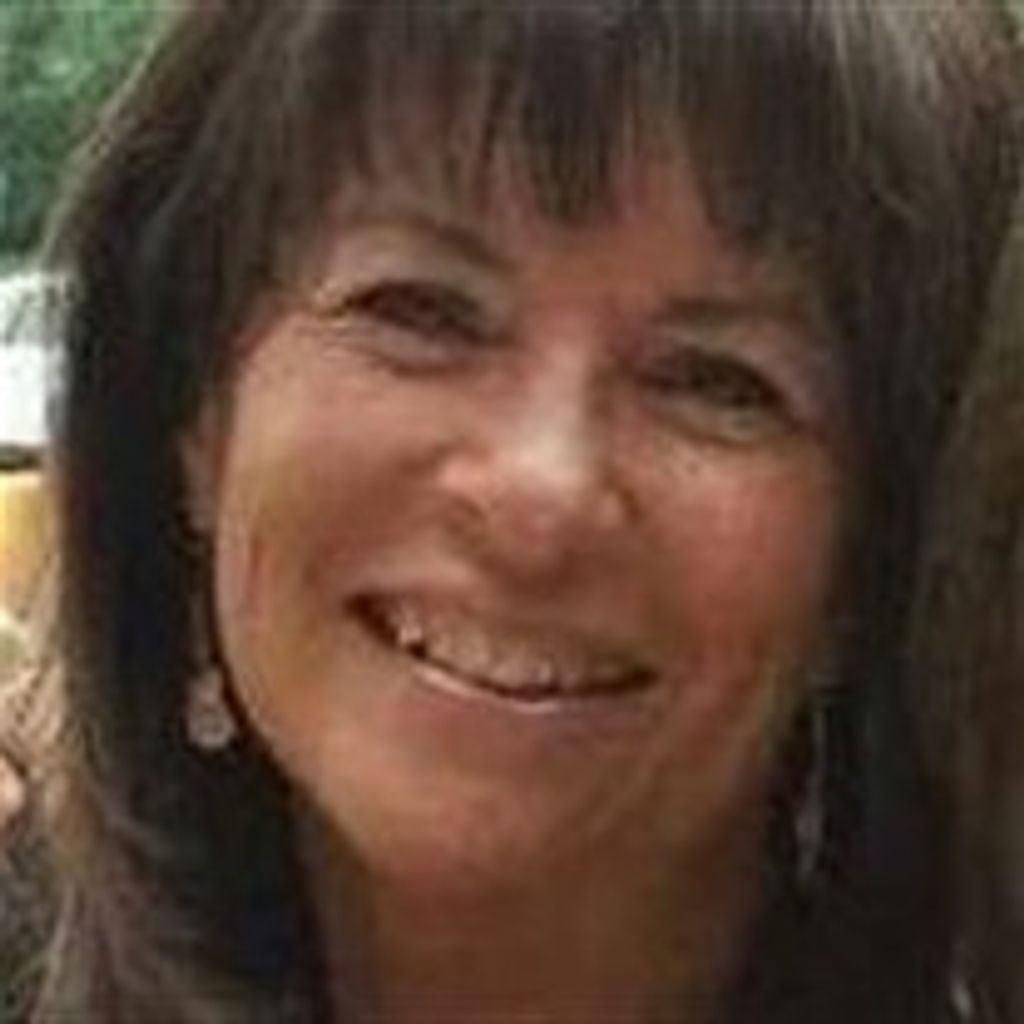 Lucy J. Mahrt
