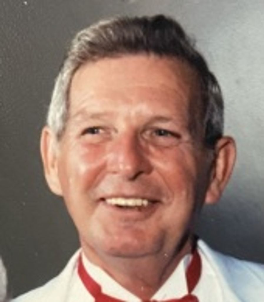 Robert Anton Cyliax Profile Photo