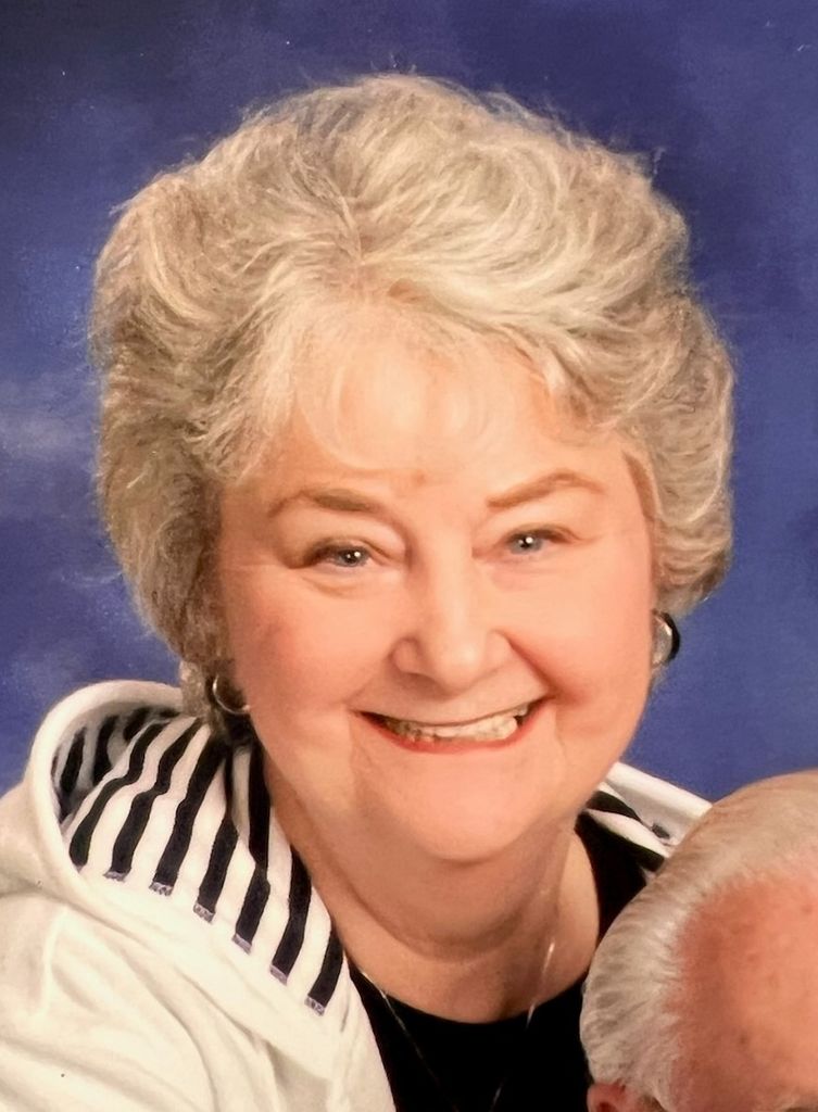 Carlee Petelle Profile Photo