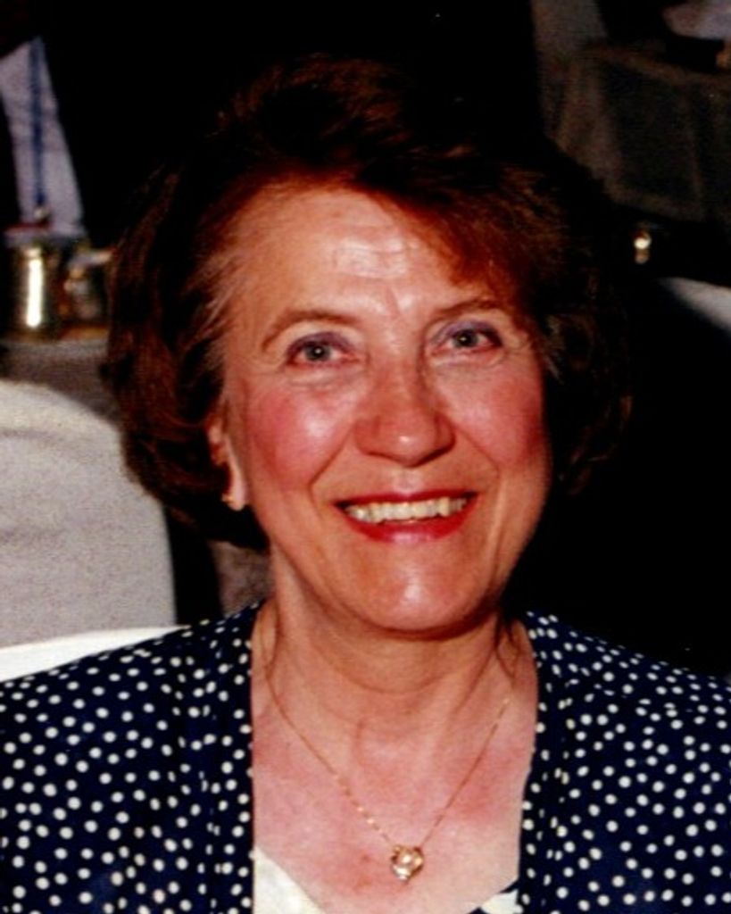 Evelyn Louise Albrecht