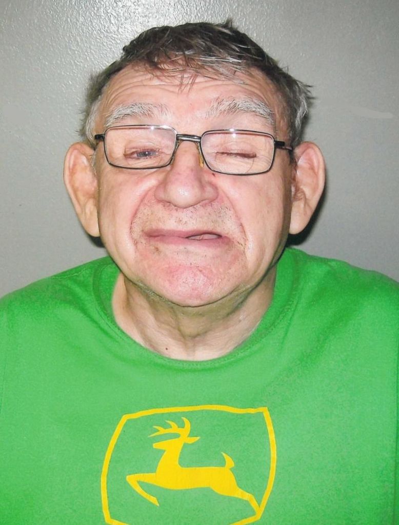 Robert "Tom" Crump Profile Photo