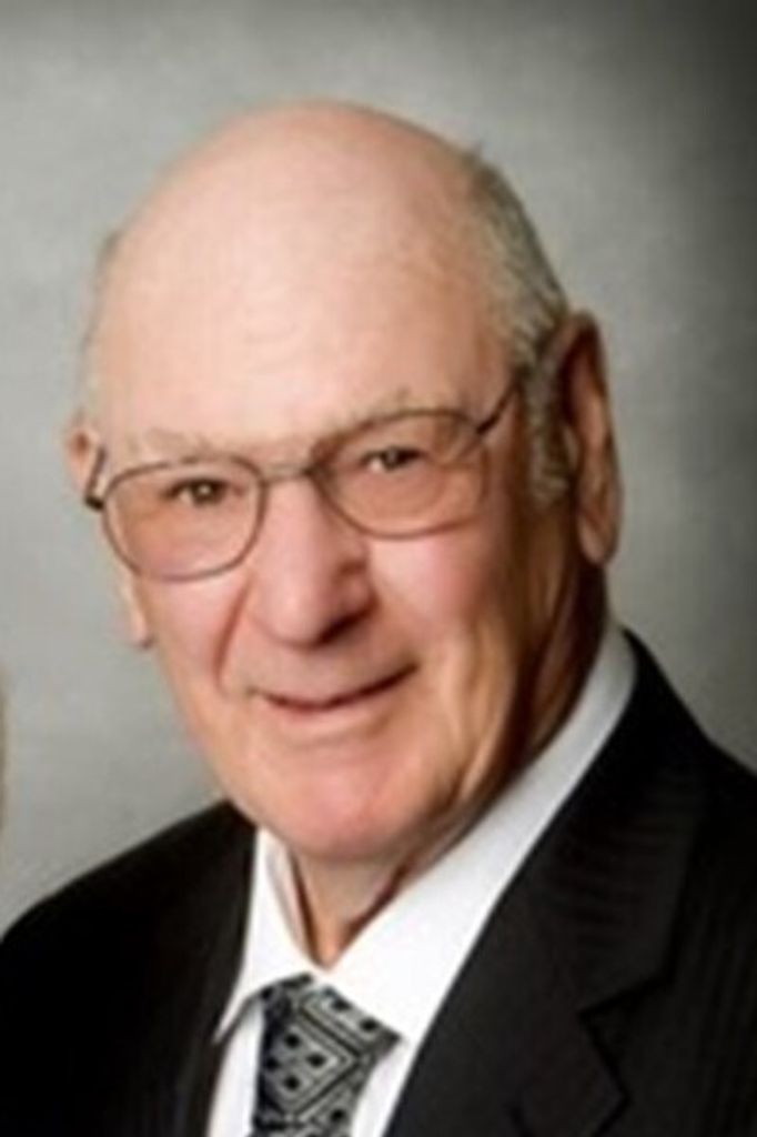 John W. Lansing Profile Photo