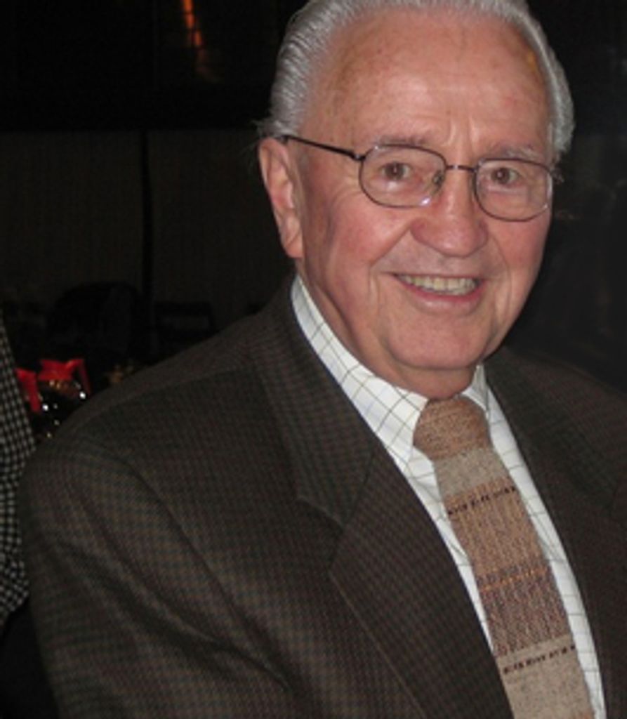 Kenneth Newton