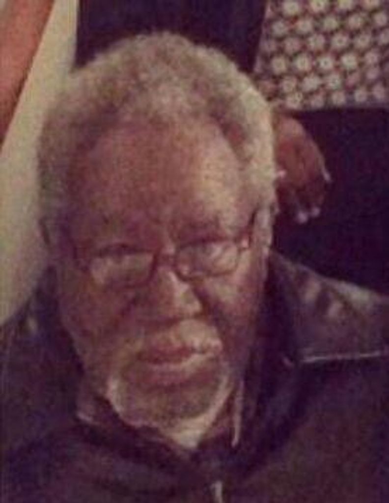 Gilbert Chestnutt, Jr. Profile Photo