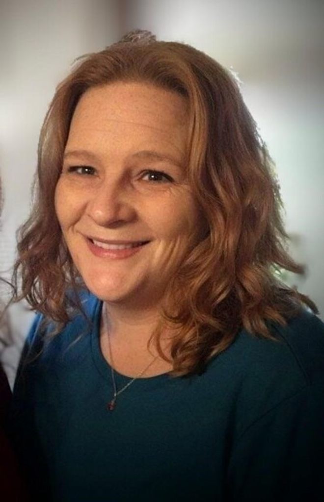 Shelly Lewis Profile Photo