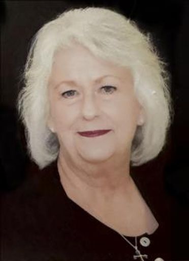 Angelique Charisse Holt's obituary image