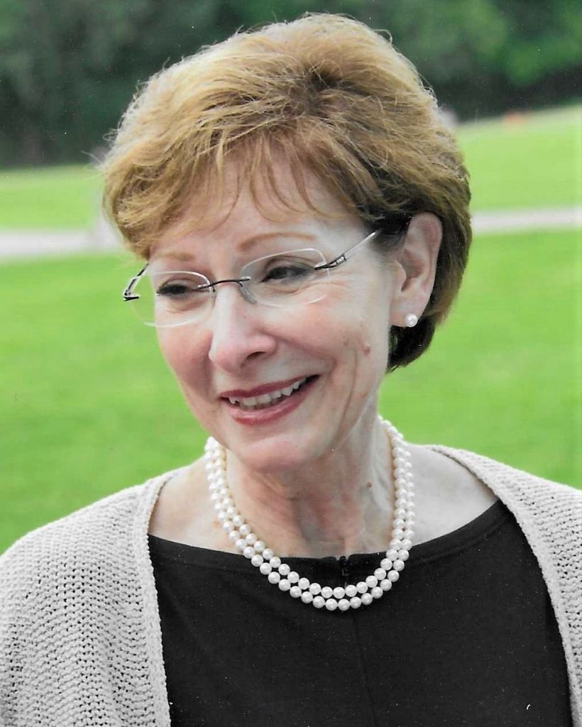 Char Ann VerBryck Lee