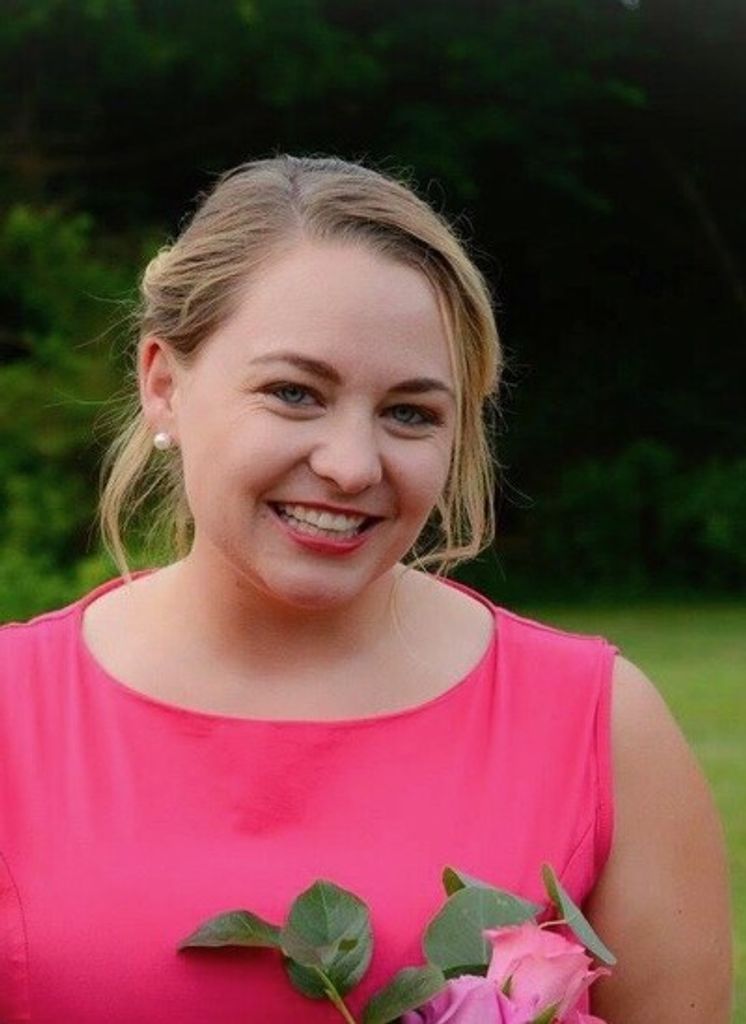 Rebecca Gayle Hutchens Profile Photo
