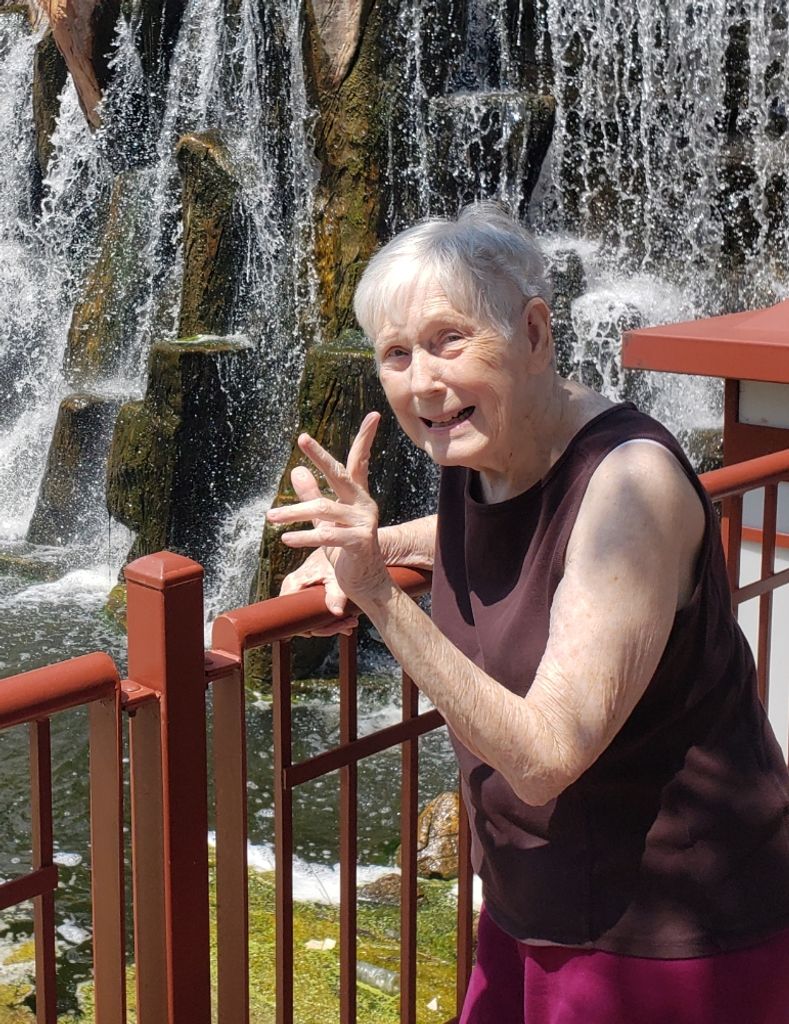 Ruby R. Hernandez Profile Photo