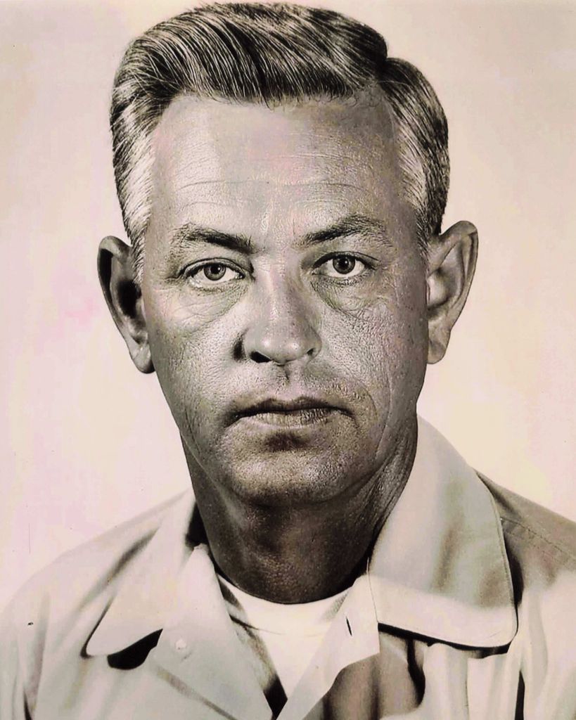 Elbert Lynwood Diggs Profile Photo