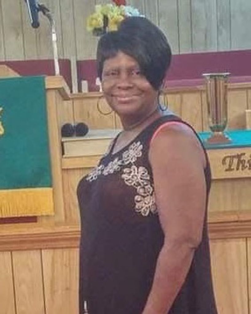 Brenda Willis Profile Photo