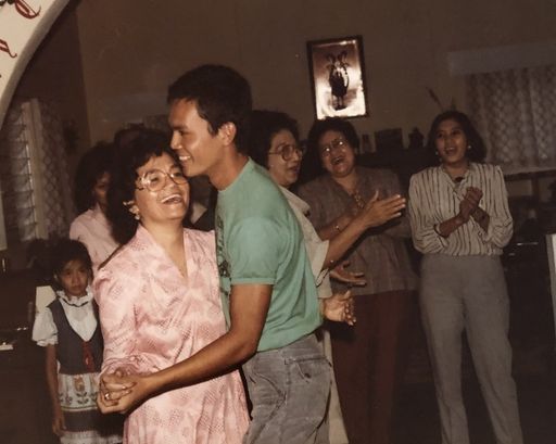 Teresita  Ho photo gallery thumbnail 4 of 7