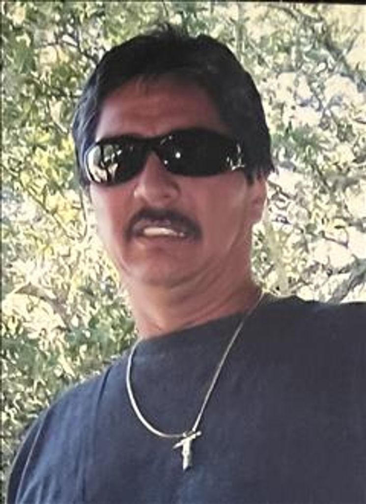 Robert Lee Paredez