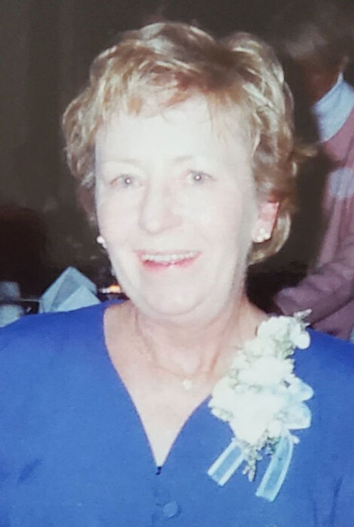 Lynn (McInnes)  Geniesse Profile Photo