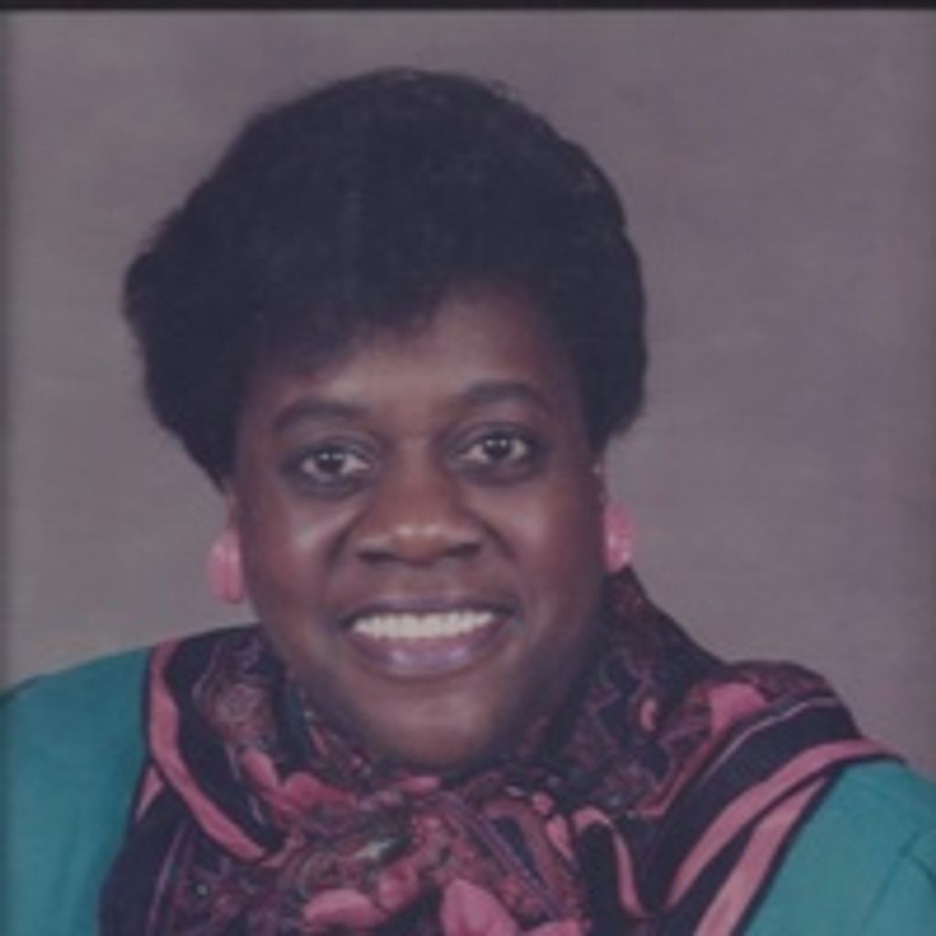 Elsie Favors
