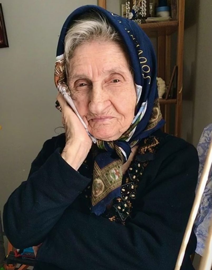 Athina Mitrousis Profile Photo