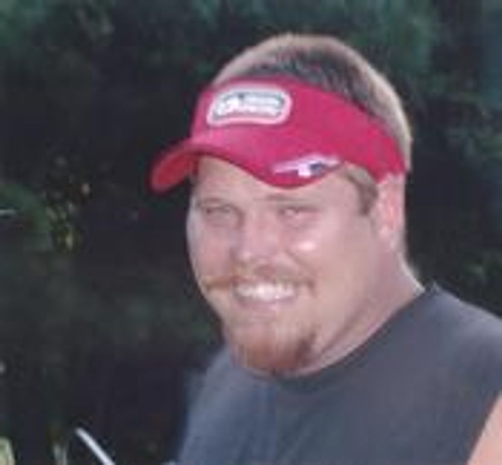 Christopher Larrand Manuel Profile Photo