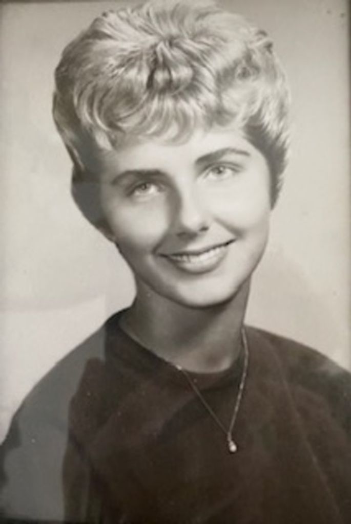 Roberta Emily Ducharme Profile Photo
