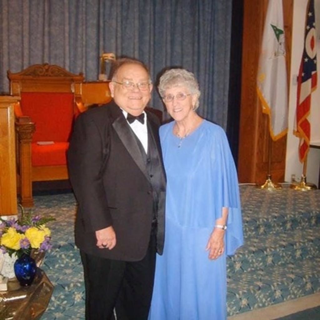 Phillip & Linda Russell Profile Photo