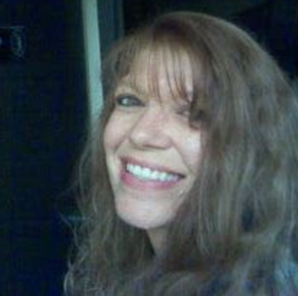 "Julie" Julianne Manning Figg Profile Photo