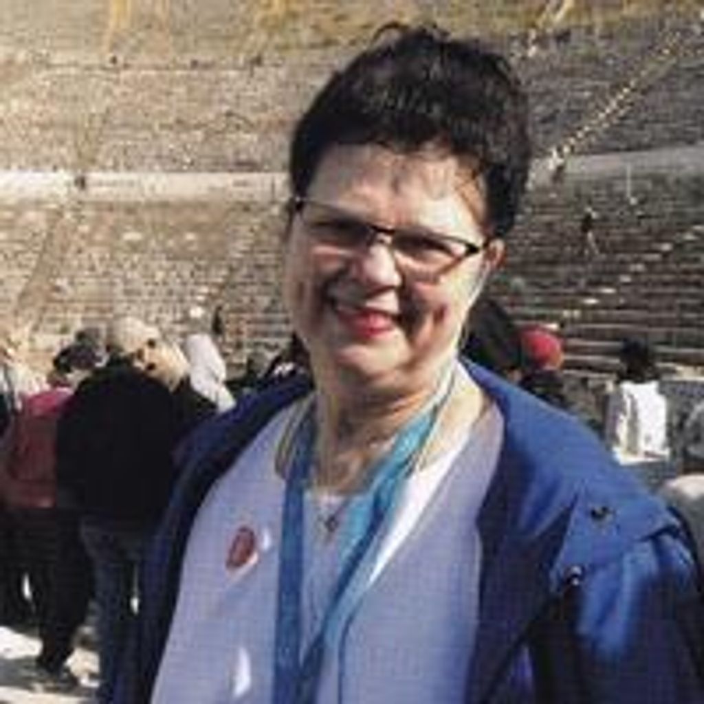 Emmie Leach