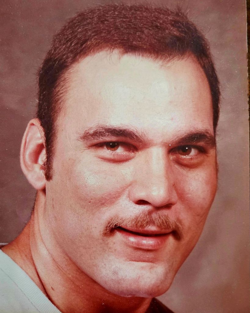 Steve Michael Moore Profile Photo