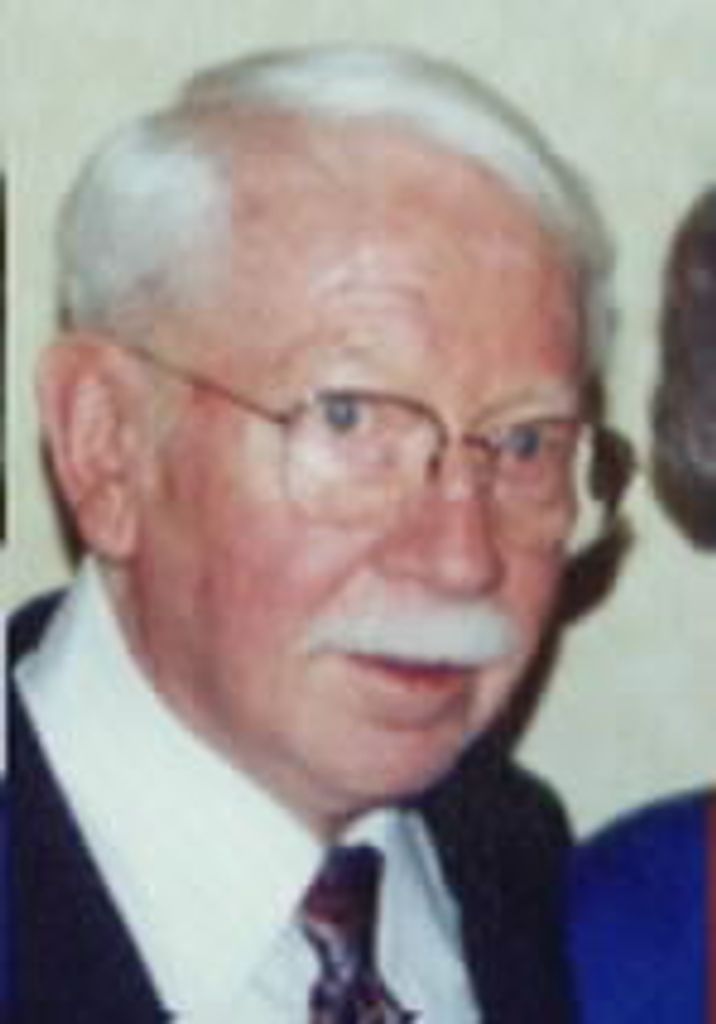 Leo Thomas Dinnan Profile Photo