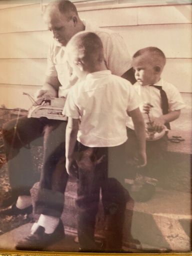 Virgil Elmer Siewert photo gallery thumbnail 52 of 202