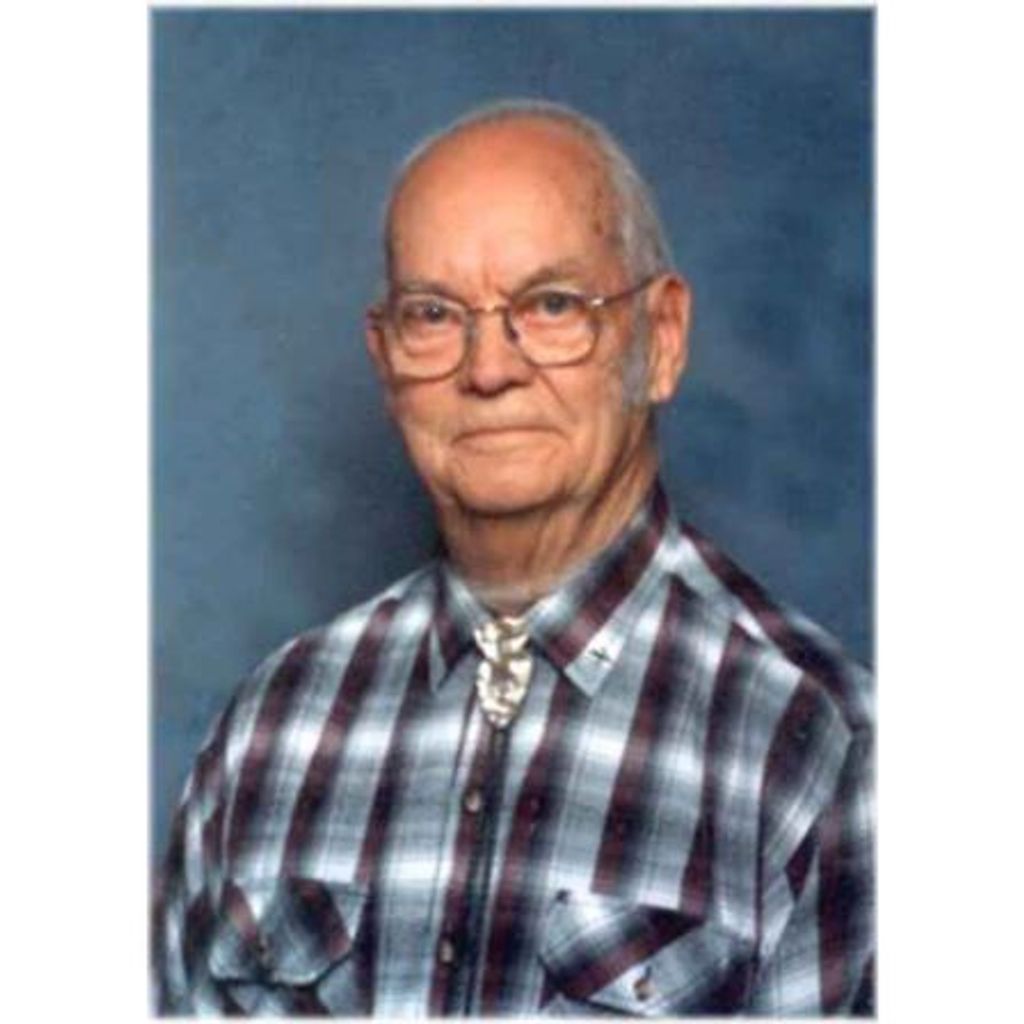 Lowell Bernett Pickett