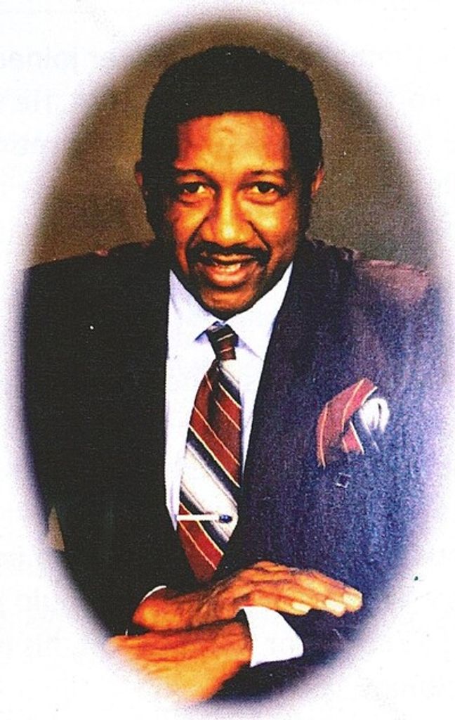 John Mills Profile Photo