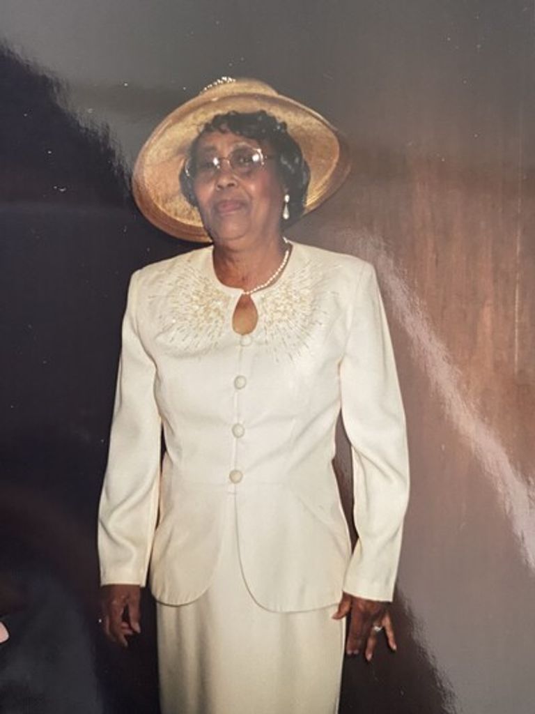 Erma Lee Hall