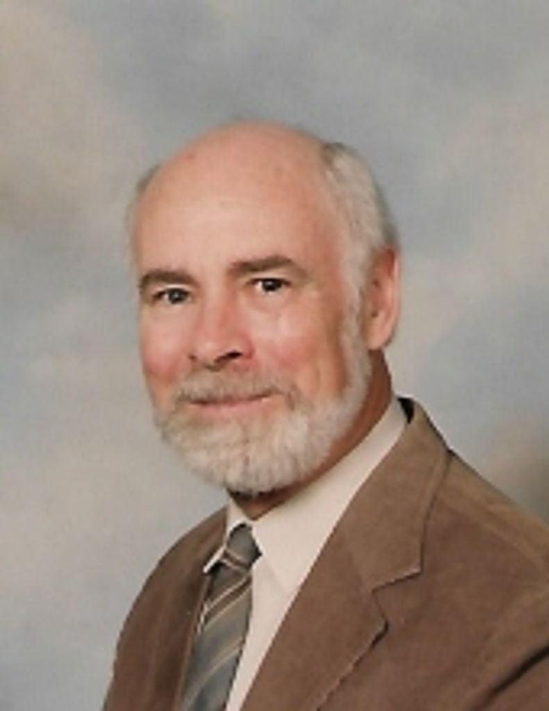 Dr. Robert C Finders