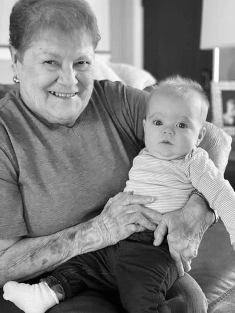 Lois Jon Tucker Profile Photo