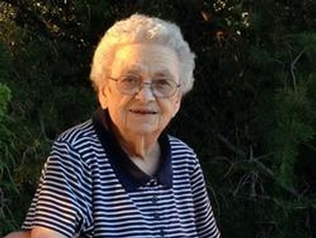 Gerthel Fern Carlock Profile Photo